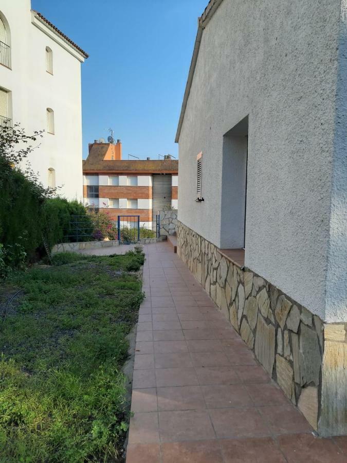 Villa Auba Lloret Lloret de Mar Esterno foto